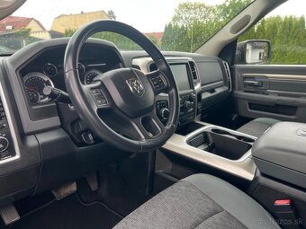 Dodge Ram 1500 5.7 HEMI 4X4 - 2016 - 8