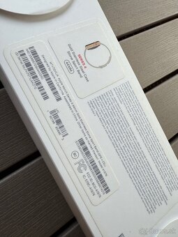 Apple Watch Series 4 44MM Gold Stainless Steel Case - 8