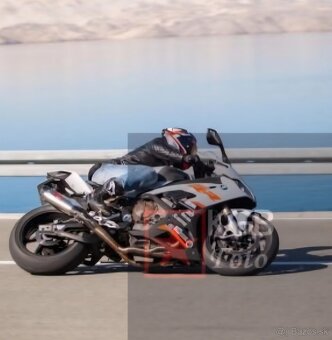 BMW S1000RR - 8