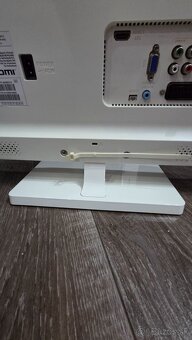 LED televizor PHILIPS 24" - 8