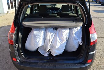 Renault Mégane Scénic 1.5 Dci - 8