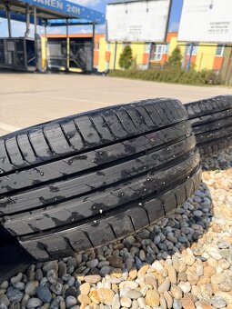 OPEL 245/40 R19 - 8
