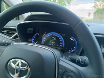 Toyota Corolla sedan 1.5 benzín - 6 MT Comfort Style Tech MY - 8