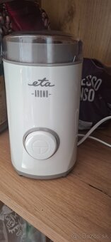 Kávovar DeLonghi - 8