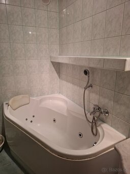 3-izb byt v Hlohovci na ul. Podzámska - 8
