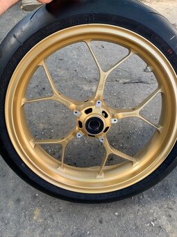 Zade, predné koleso HONDA CBR 1000RR NOVÉ - 8