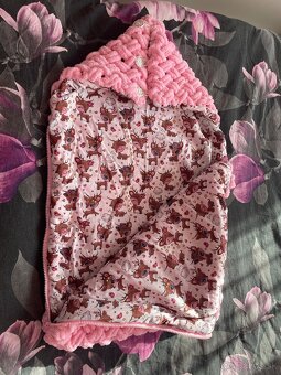 Zavinovačky a dečky pro miminko z puffy - 8