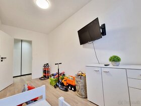 Luxusný 4-izbový byt s loggiou, 82 m², Bukureštská ulica - 8