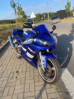 Yamaha yzf R1 - 8