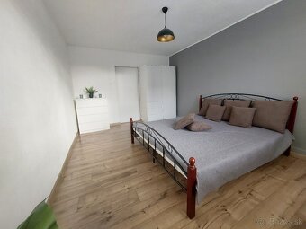 Predám 2 izbový slnečný byt s balkónom - 8