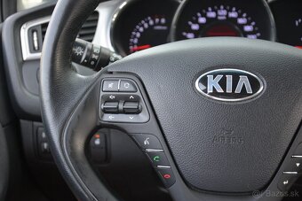 KIA Ceed 1.4 Benzin – Gold – Top stav - 8