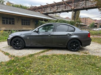 BMW e90 320i - 8