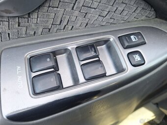 TOYOTA LAND CRUISER 3.0 DIESEL 4X4 NOVA STK EK 2027 - 8