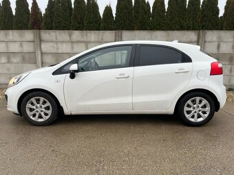 KIA Rio 1.25 CVVT - 8