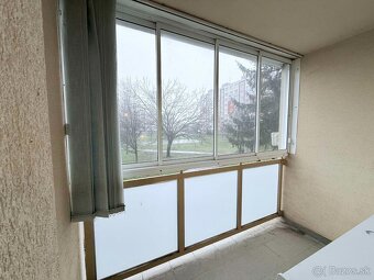 Znížená cena-1.iz byt s veľkou lodžiou a pivnicou v Trnave. - 8