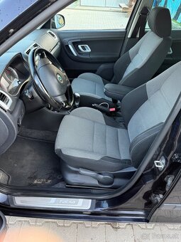 Predám Škoda Fabia II 1.9 TDI Sportline - 8