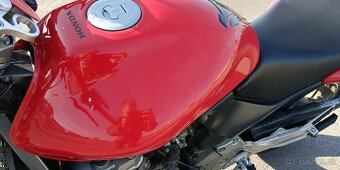 Honda hornet 600 1999 - 8