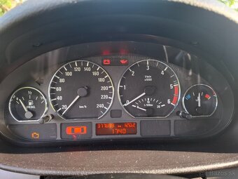 BMW E46 320D 110KW 6-manuál - 8