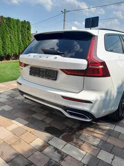 Volvo V60 D3 R-Design A/T - 8
