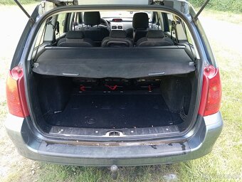 Peugeot 307 SW 1,6hdi 7 miestny - 8