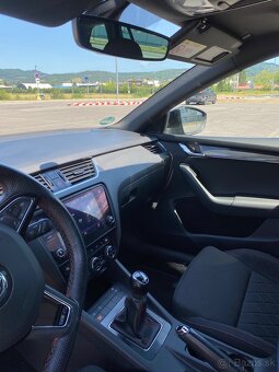 ŠKODA OCTAVIA 3 RS LED 2018 WEBASTO - 8