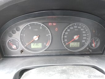 Ford Mondeo 2.0 tdci 85kw - 8