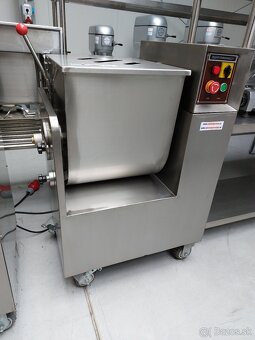 Miešačka mäsa 50L -35kg Miešačka mäsa Miešačka klobás - 8