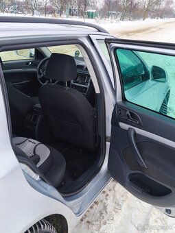 Škoda Octavia combi 2.0TDI - 8