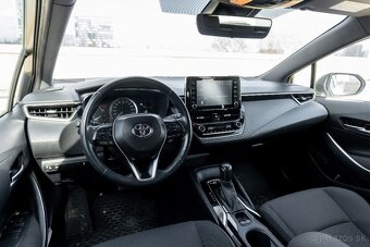 Toyota Corolla Combi 1.8 Hybrid - 8