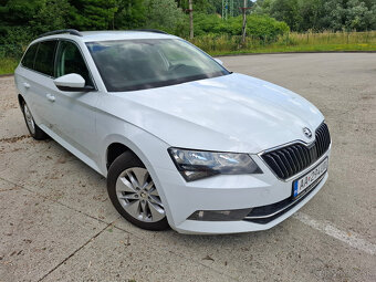 ŠKODA SUPERB COMBI 2,0 TDi r.v. 2017 - 8
