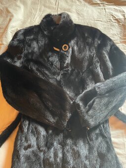 Predám čierny norkový kožuch - 8