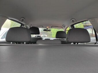 Opel Astra kombi 1.6 benzín - 8