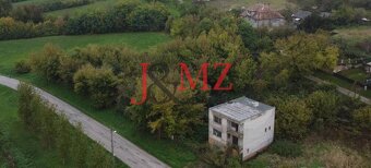 Rodinný dom, garáž a záhrada 800 m2, Lontov, okres Levice (S - 8