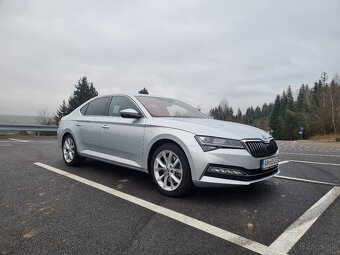 Škoda Superb 2.0 TSI 4x4 Laurin & Klement (2023) - 8