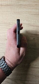 Predám Vymením Samsung galaxy Z flip5 8g/512g - 8