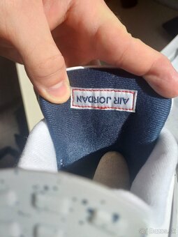 Jordan 4 - 8