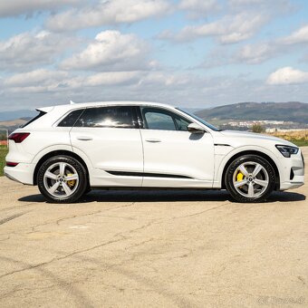Audi e-Tron 50 Quattro - 8