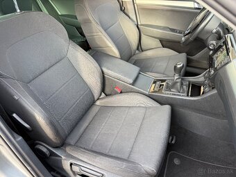 Superb 3 sedan 1.8TSI 132kW 180K - 8