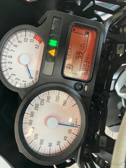 BMW K1300R - 8