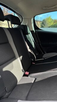 Peugeot 207 5P 1.4 E 2009 - 8