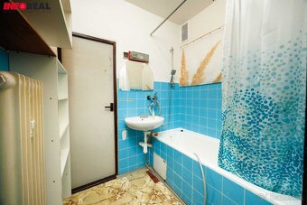 2 izbový byt 51 m2 + loggia, Južná tr.(pri Auparku) - 8