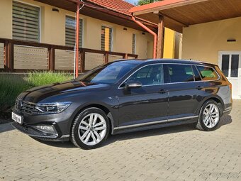 Volkswagen Passat Variant 2.0TDi R-LINE DSG - 8