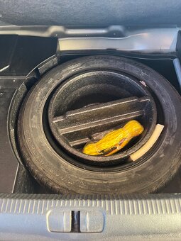 VW Passat B7 Sedan 103Kw - 8