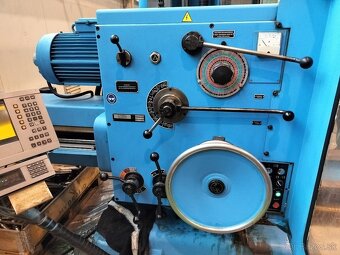 TOS Varnsdorf Vodorovná vyvrtávačka Stolová W 100 A - 8