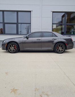 Chrysler 300S Alloy Edition - 8