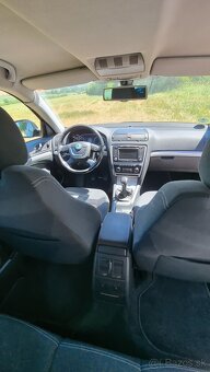 Octavia Combi DPF Elegance L4 2,0, 6manual, r.v.12/2012 - 8