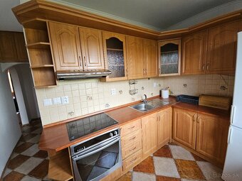 Prerobený 2 izbový byt v dolnej časti mesta KNM - 8