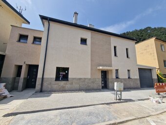 Obklady dlažby a Stavebná činnosť ✅ - 8