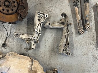 Predám zvyšné náhradné diely zo Seat Altea - 8