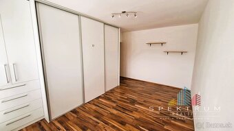TOP/ Rybany - 2 izbový byt s loggiou a s garážou - 8